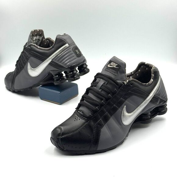 Wmns Nike Shox Junior 'Black Metallic Silver' - Picture 6 of 9